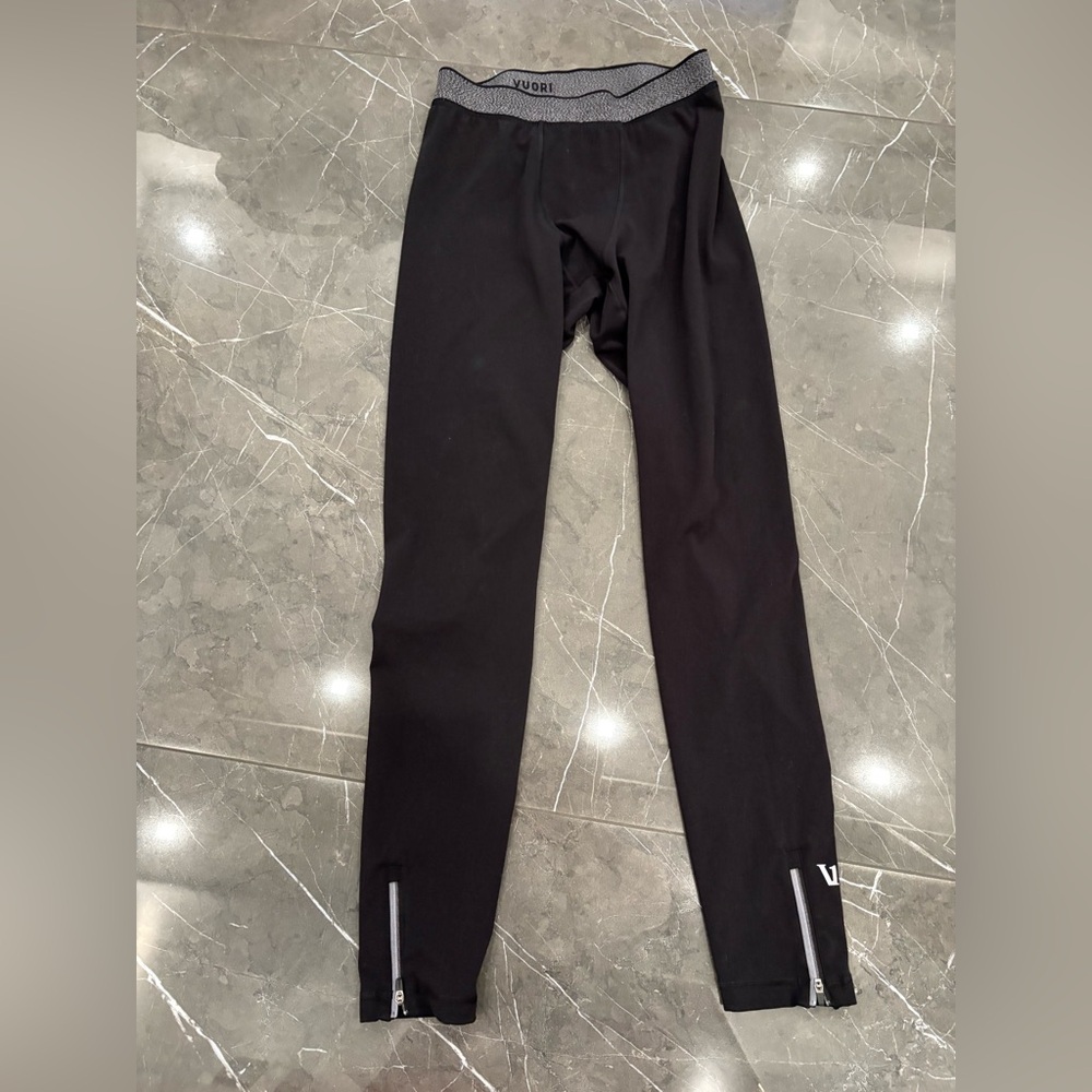 Vuori Leggings Womens Black Gray Camo Stretch Compression Yoga Zip Ankle Medium